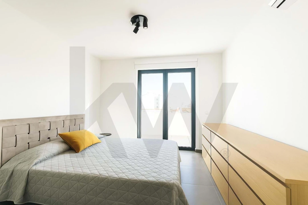 Apartamento T1 para Venda em Portimão Foto 8