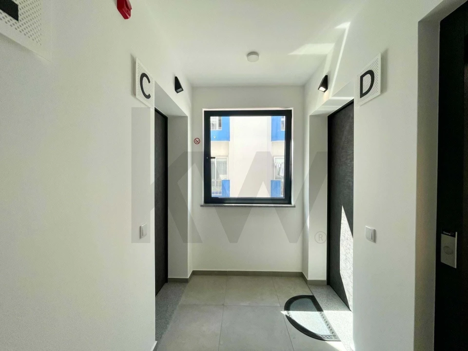 Apartamento T1 para Venda em Portimão Foto 22