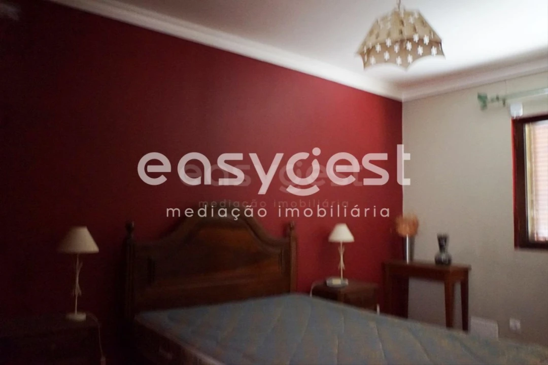 Moradia T4 para Venda em Sortelha Foto 12