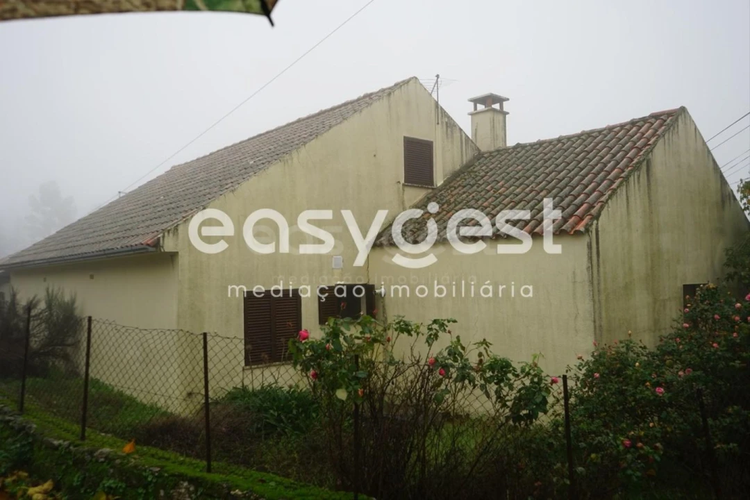 Moradia T4 para Venda em Sortelha Foto 26