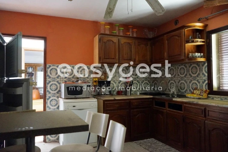 Moradia T4 para Venda em Sortelha Foto 7