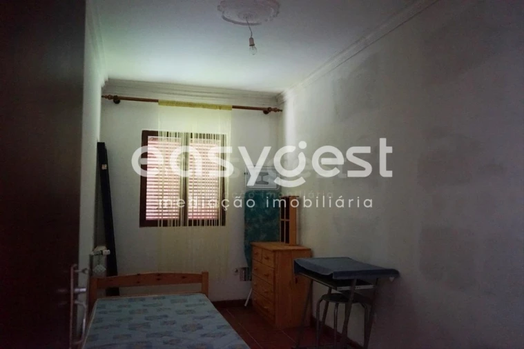 Moradia T4 para Venda em Sortelha Foto 14