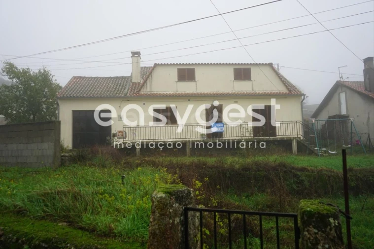 Moradia T4 para Venda em Sortelha Foto 24