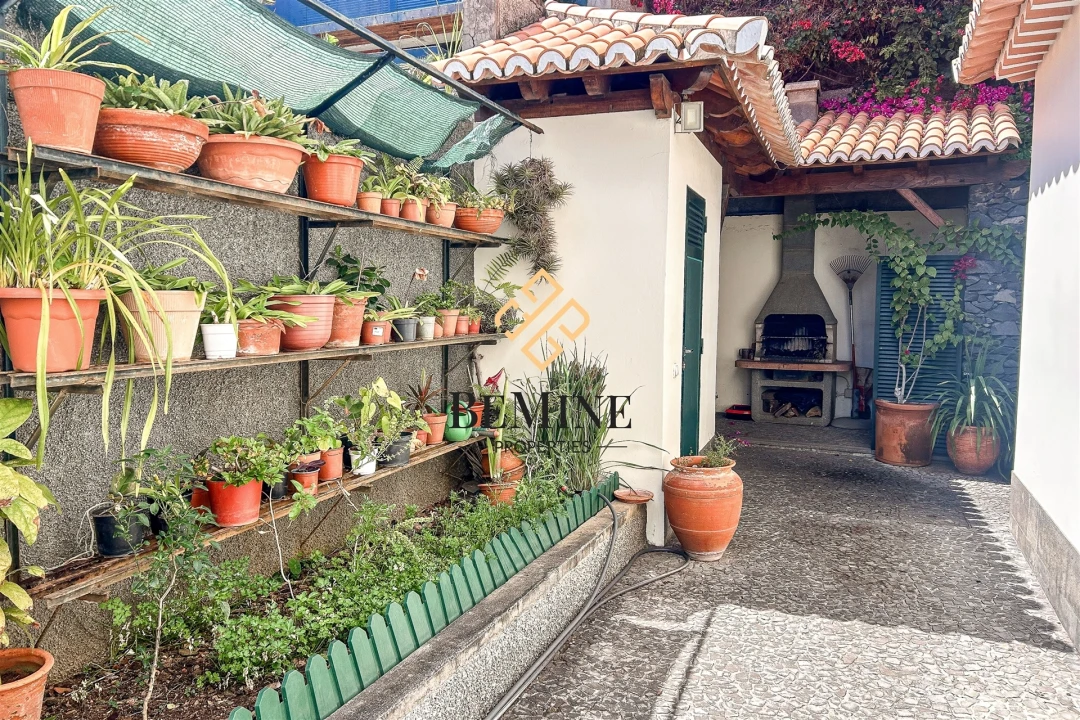 Moradia T3 para Venda em São Martinho Foto 33