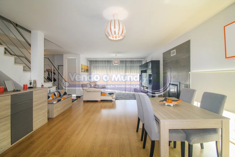 Moradia T3 para Venda em Atalaia e Alto Estanqueiro-Jardia Foto 7