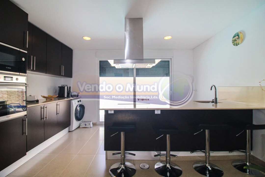 Moradia T3 para Venda em Atalaia e Alto Estanqueiro-Jardia Foto 8