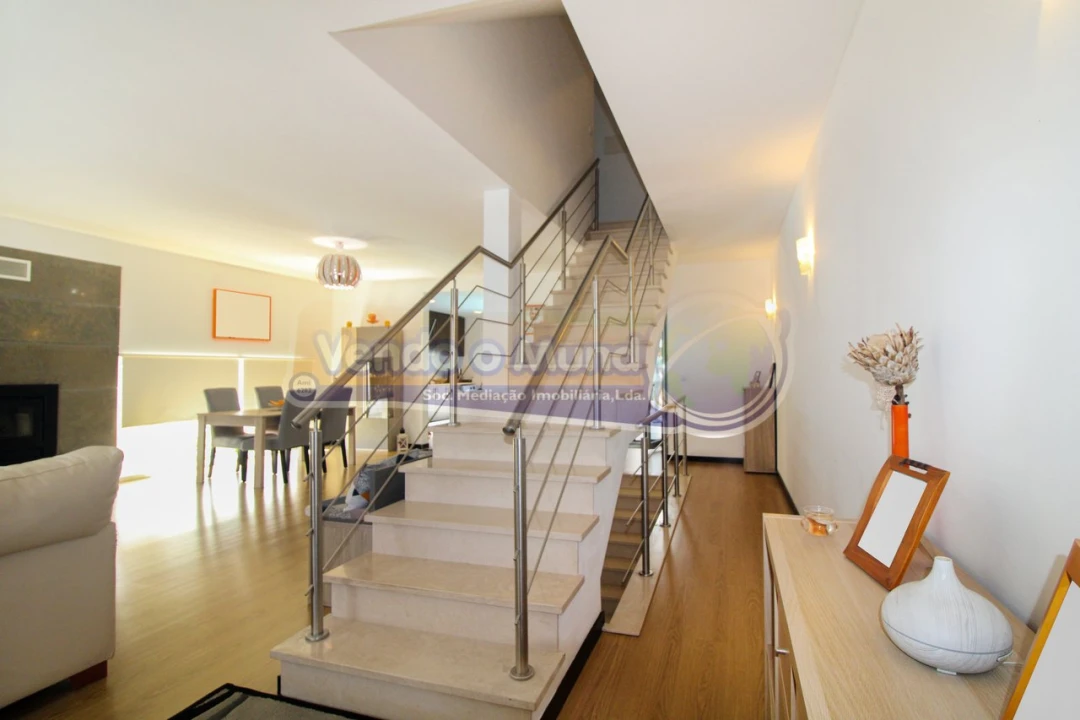 Moradia T3 para Venda em Atalaia e Alto Estanqueiro-Jardia Foto 15