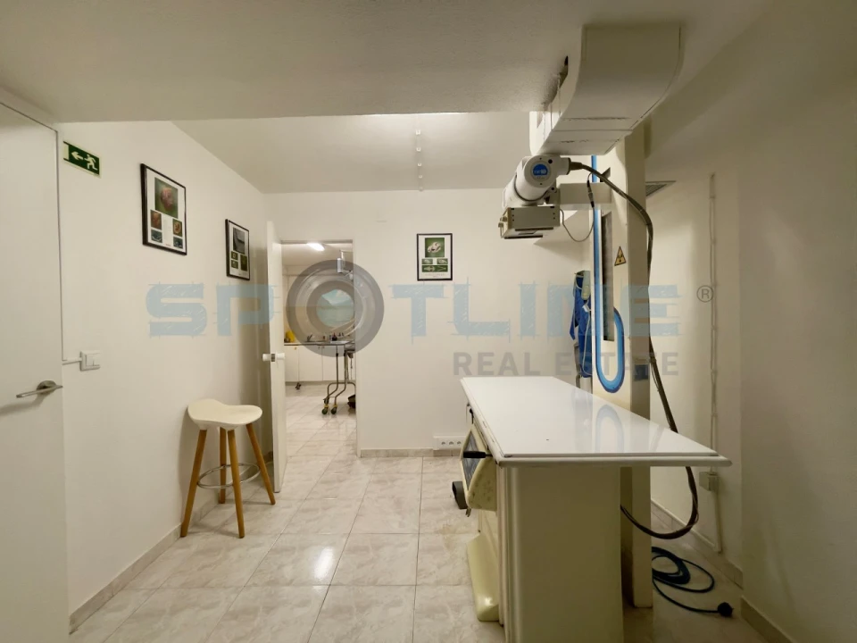 Loja para Arrendamento em Amora Foto 25