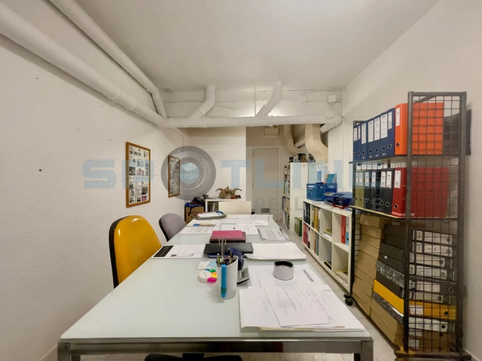 Loja para Arrendamento em Amora Foto 36