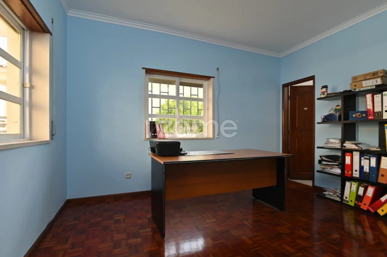 Moradia T8 para Venda em Cacém e São Marcos Foto 3