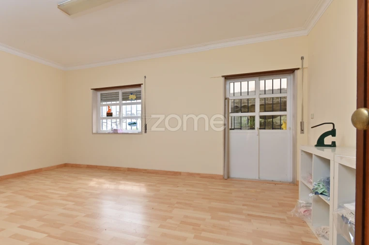 Moradia T8 para Venda em Cacém e São Marcos Foto 10