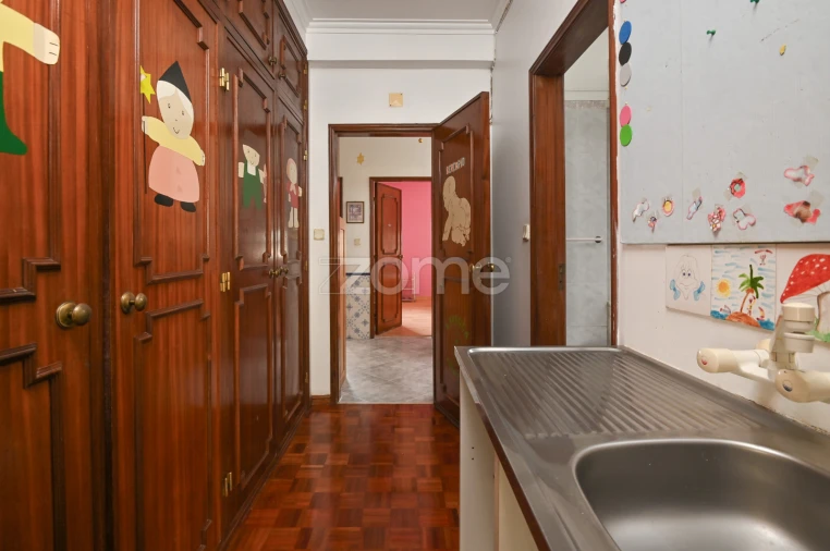 Moradia T8 para Venda em Cacém e São Marcos Foto 19