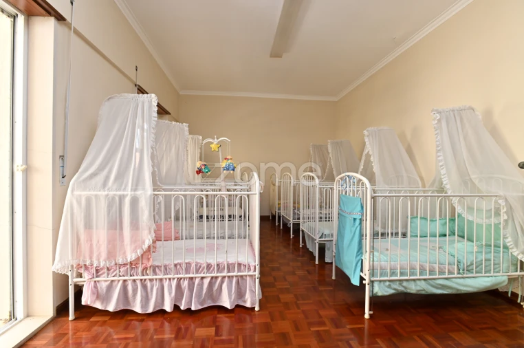 Moradia T8 para Venda em Cacém e São Marcos Foto 23