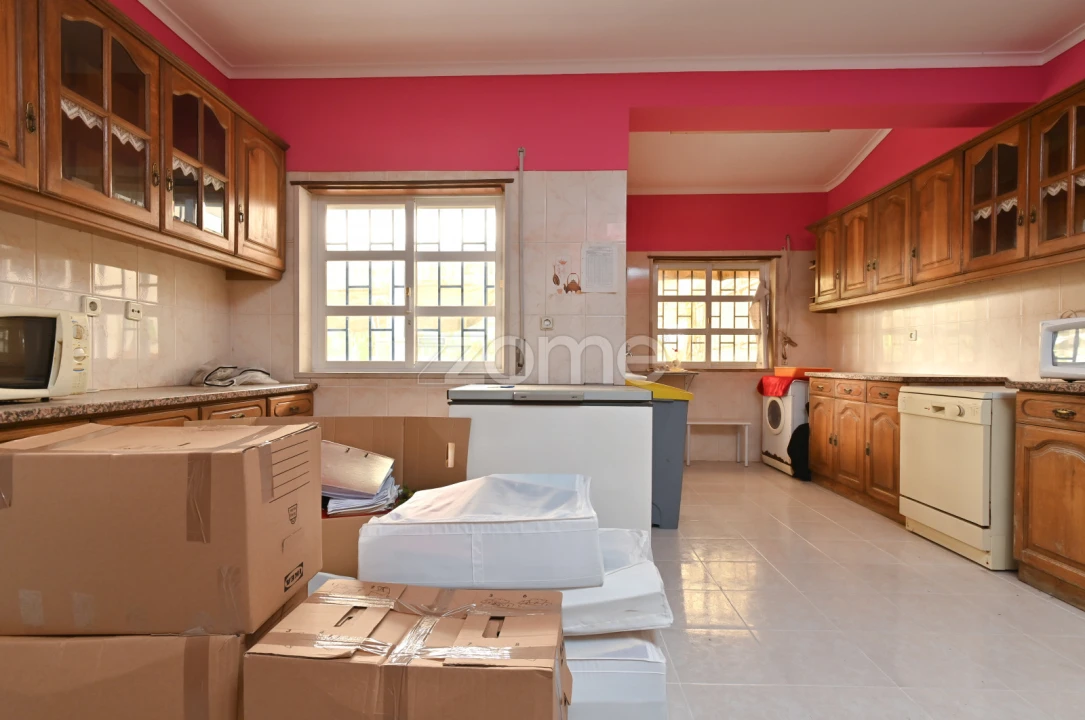 Moradia T8 para Venda em Cacém e São Marcos Foto 10