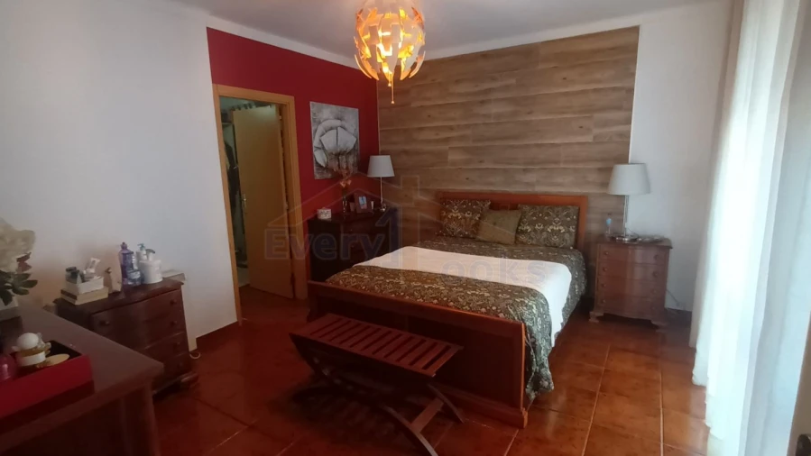 Moradia T3 para Venda em Atouguia da Baleia Foto 37