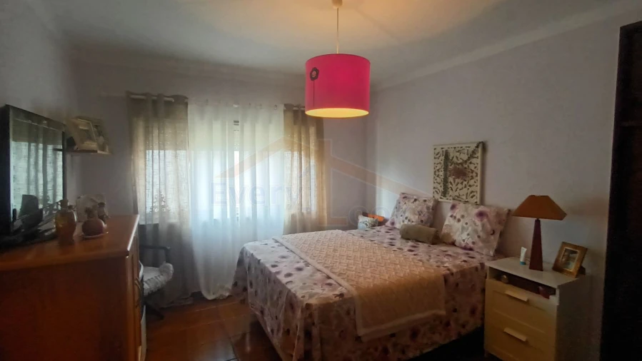 Moradia T3 para Venda em Atouguia da Baleia Foto 48