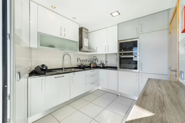 Apartamento T2 para Venda em Albufeira e Olhos de Água Foto 22