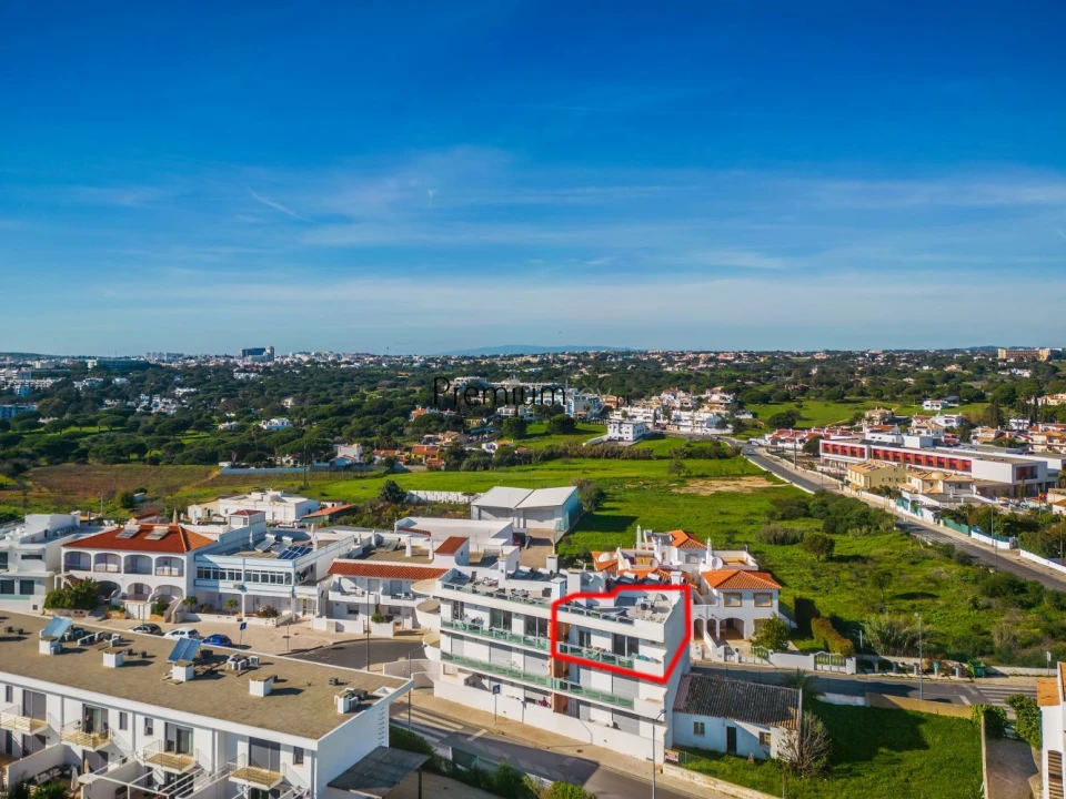 Apartamento T2 para Venda em Albufeira e Olhos de Água Foto 28