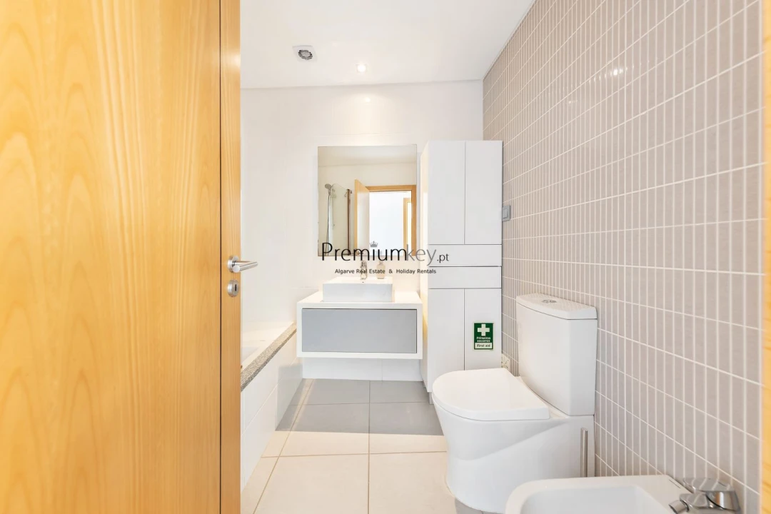 Apartamento T2 para Venda em Albufeira e Olhos de Água Foto 10