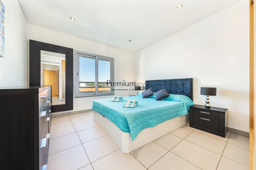 Apartamento T2 para Venda em Albufeira e Olhos de Água Foto 12