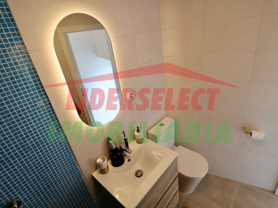 Moradia T2 para Venda em Roliça Foto 13