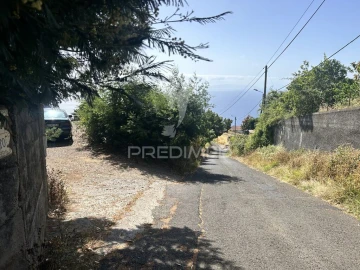 Terreno para Venda em Santa Cruz