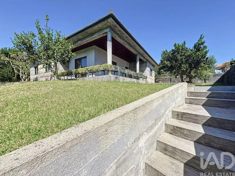 Moradia T3 para Venda em Refontoura Foto 20