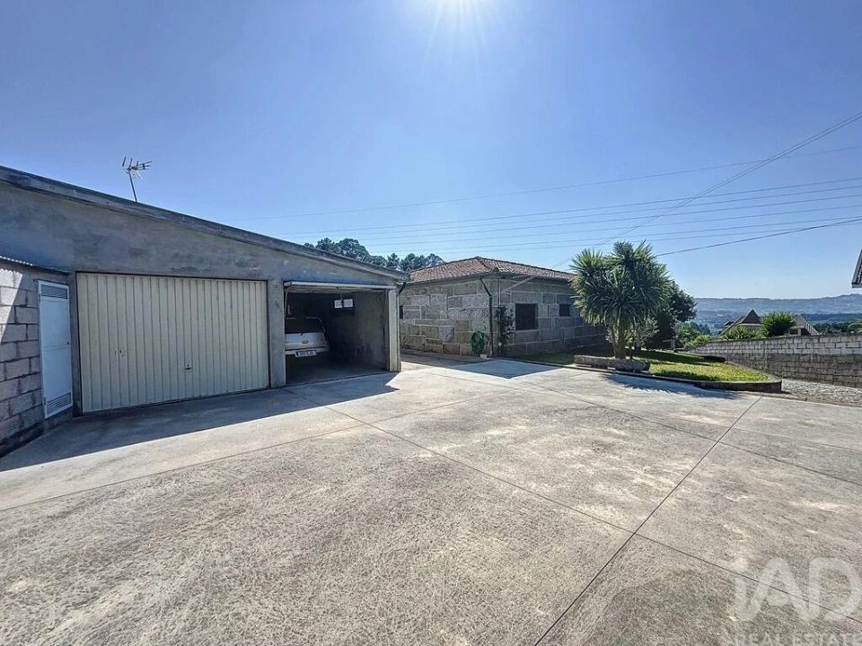 Moradia T3 para Venda em Refontoura Foto 36