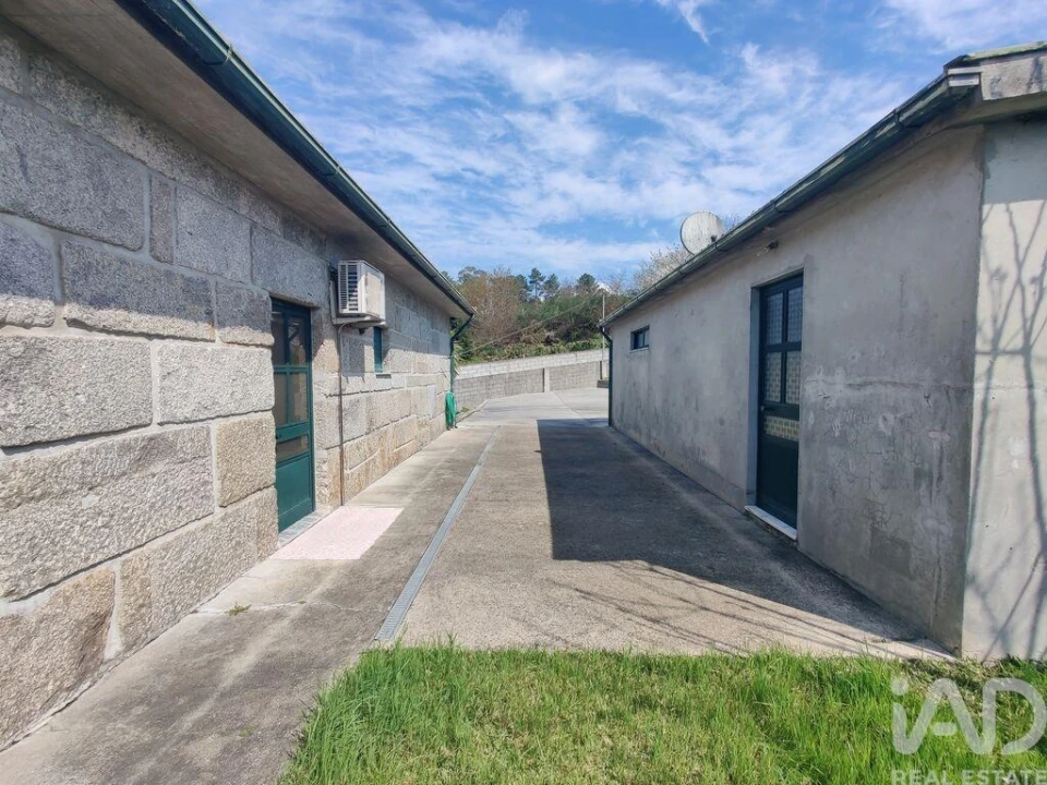 Moradia T3 para Venda em Refontoura Foto 31