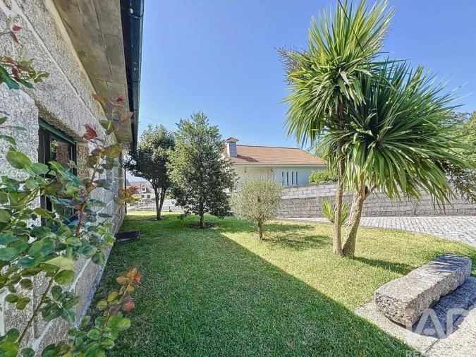 Moradia T3 para Venda em Refontoura Foto 1