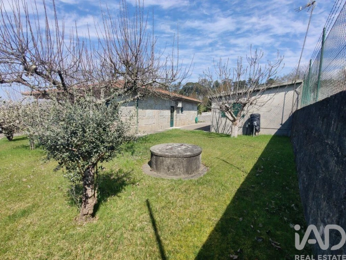 Moradia T3 para Venda em Refontoura Foto 29