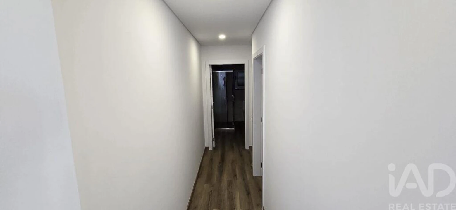 Moradia T3 para Venda em Maxial e Monte Redondo Foto 15