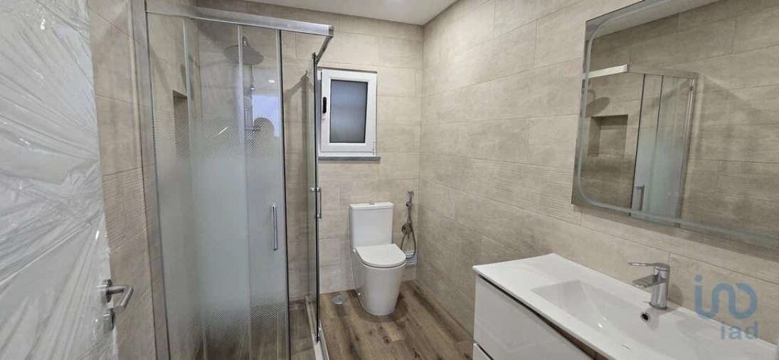 Moradia T3 para Venda em Maxial e Monte Redondo Foto 13