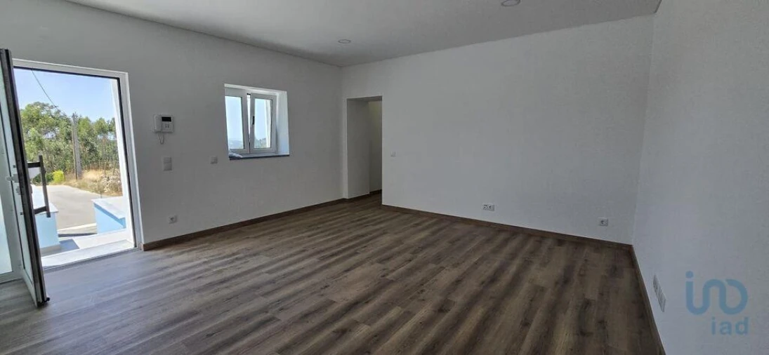 Moradia T3 para Venda em Maxial e Monte Redondo Foto 6