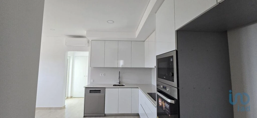 Moradia T3 para Venda em Maxial e Monte Redondo Foto 5