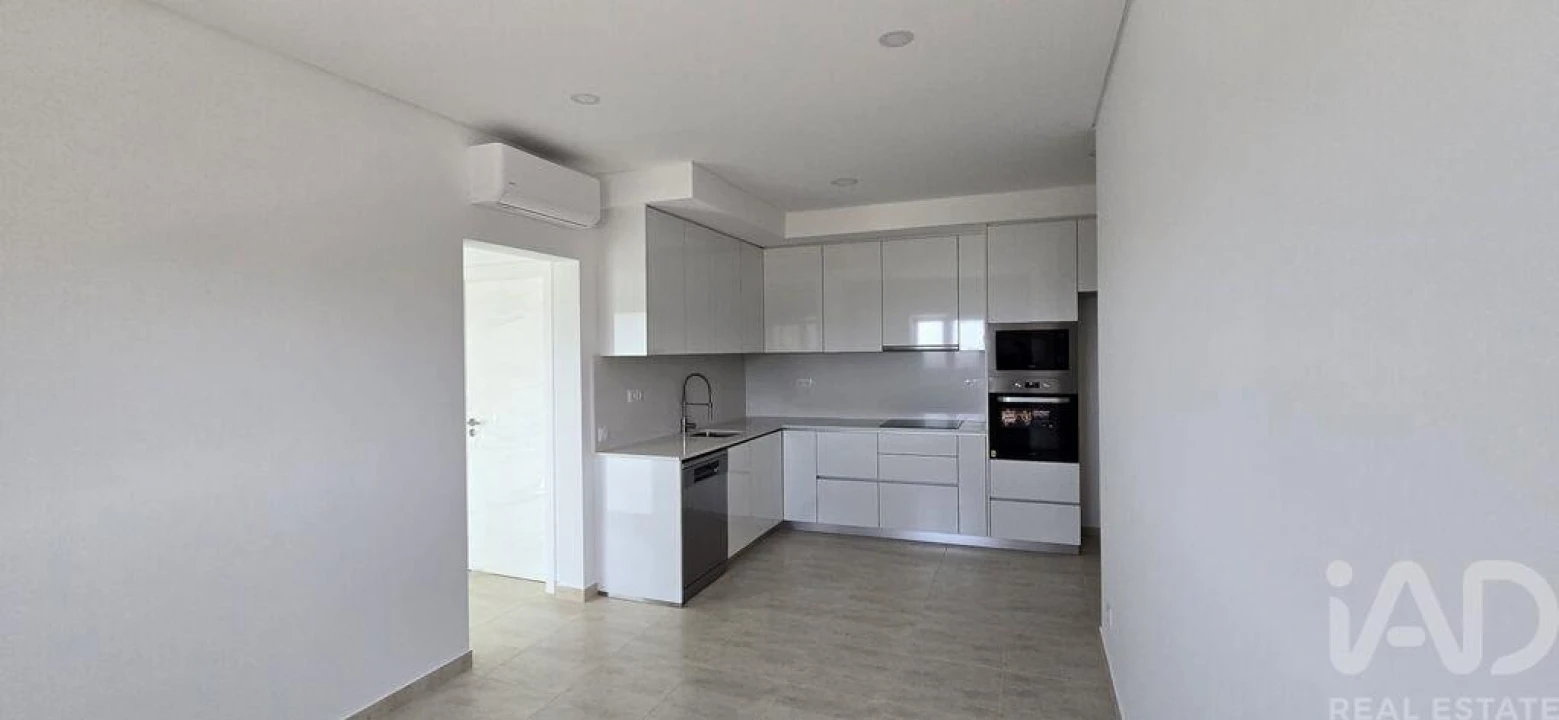 Moradia T3 para Venda em Maxial e Monte Redondo Foto 25