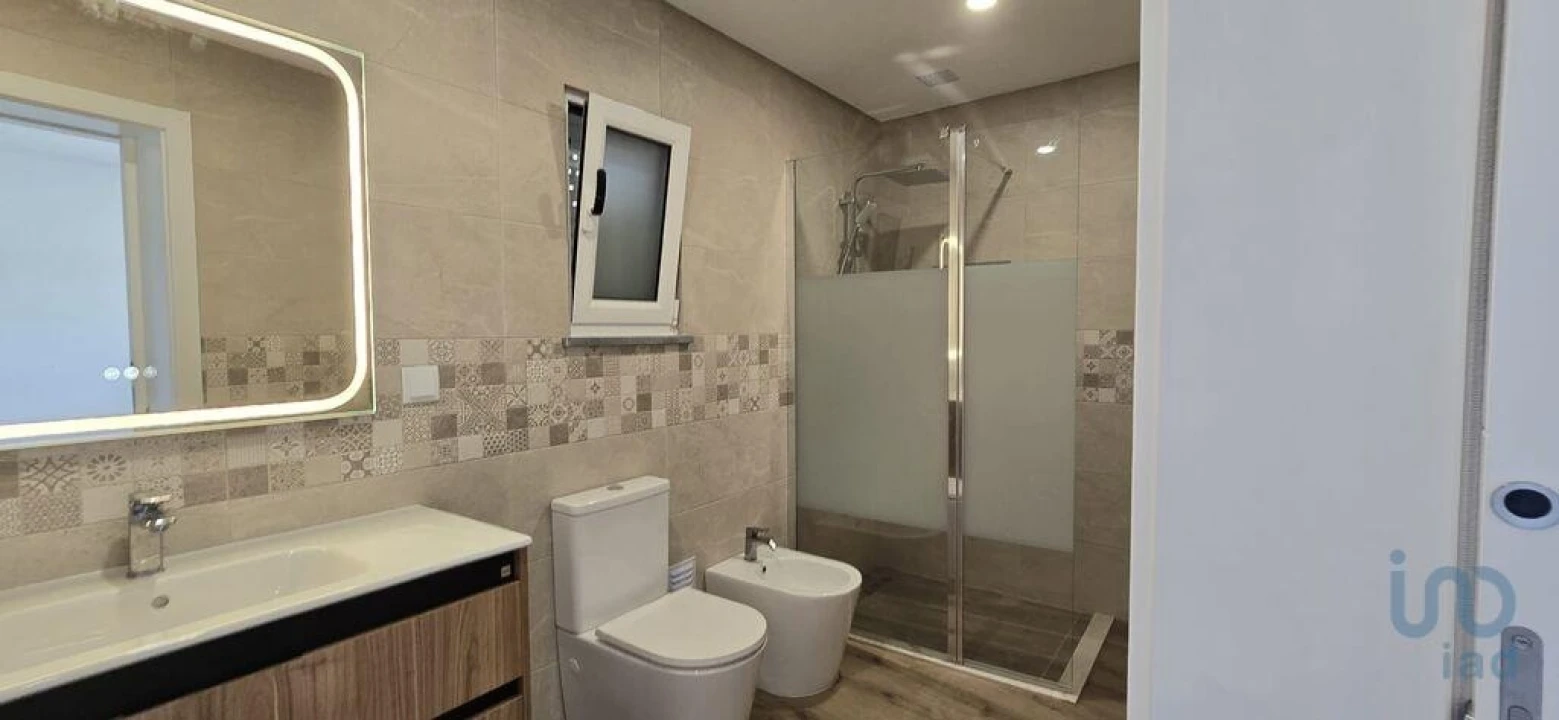 Moradia T3 para Venda em Maxial e Monte Redondo Foto 9