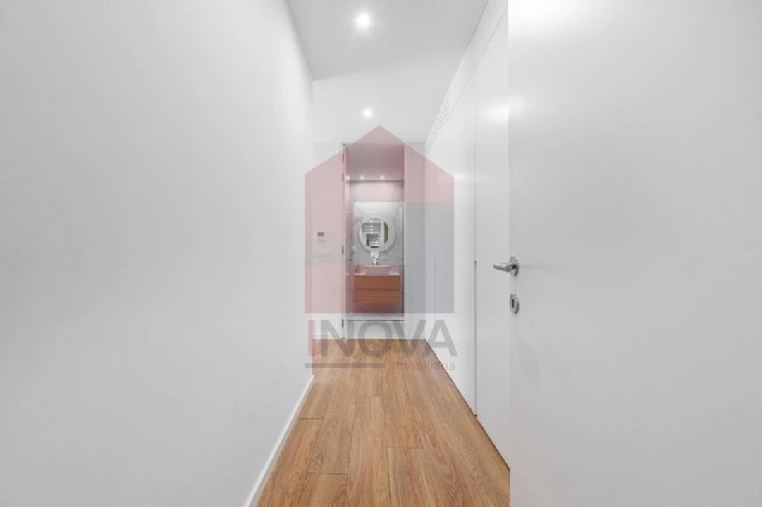 Moradia T3 para Venda em Vila Verde e Barbudo Foto 18