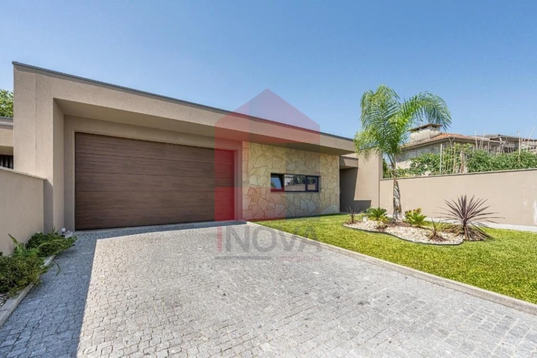 Moradia T3 para Venda em Vila Verde e Barbudo Foto 29