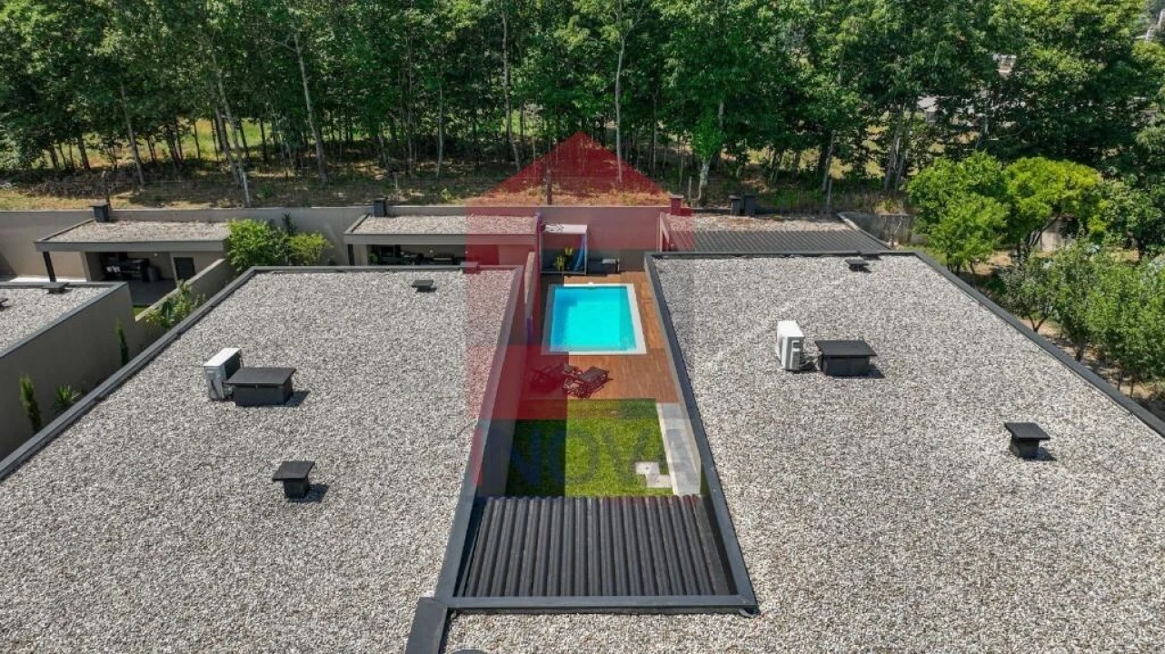 Moradia T3 para Venda em Vila Verde e Barbudo Foto 31