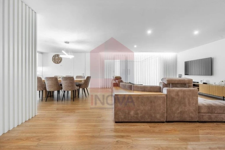 Moradia T3 para Venda em Vila Verde e Barbudo Foto 10