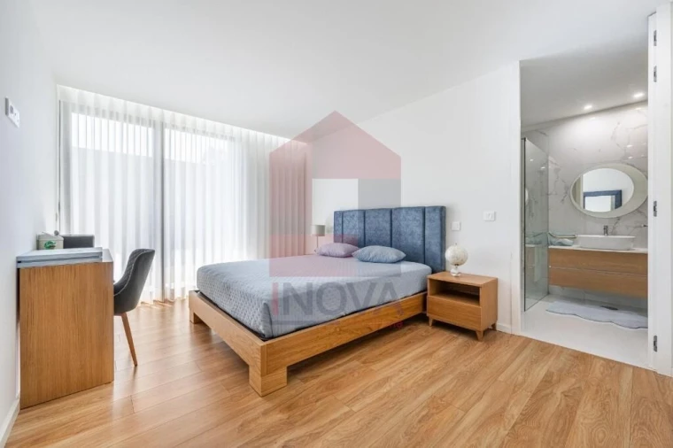 Moradia T3 para Venda em Vila Verde e Barbudo Foto 15