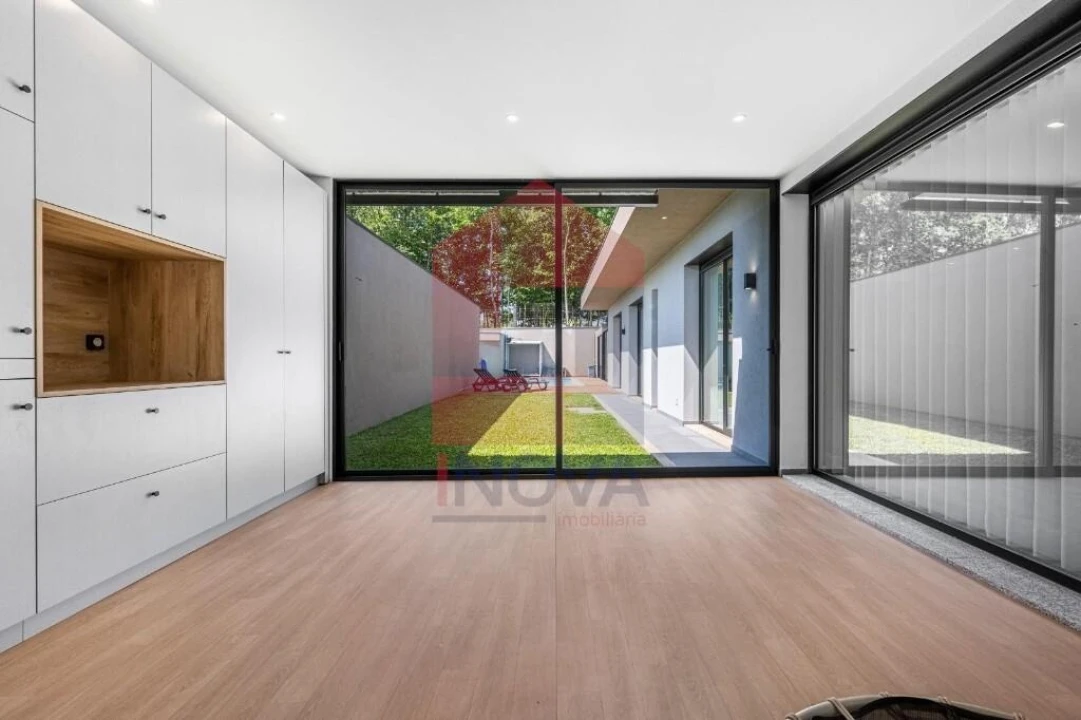 Moradia T3 para Venda em Vila Verde e Barbudo Foto 19