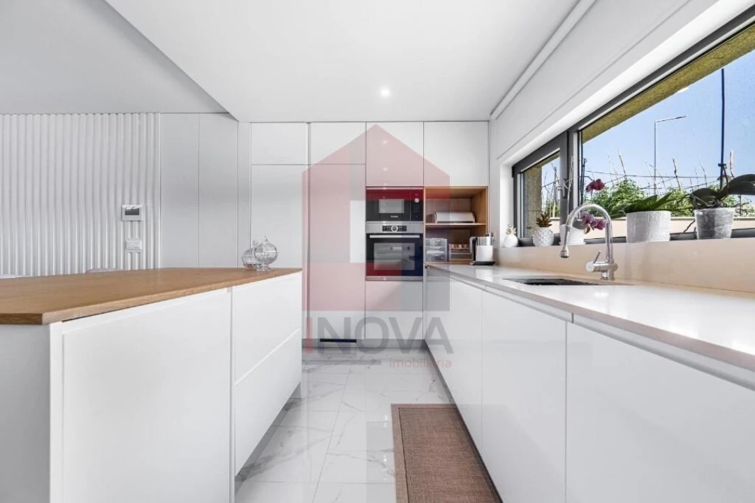 Moradia T3 para Venda em Vila Verde e Barbudo Foto 7