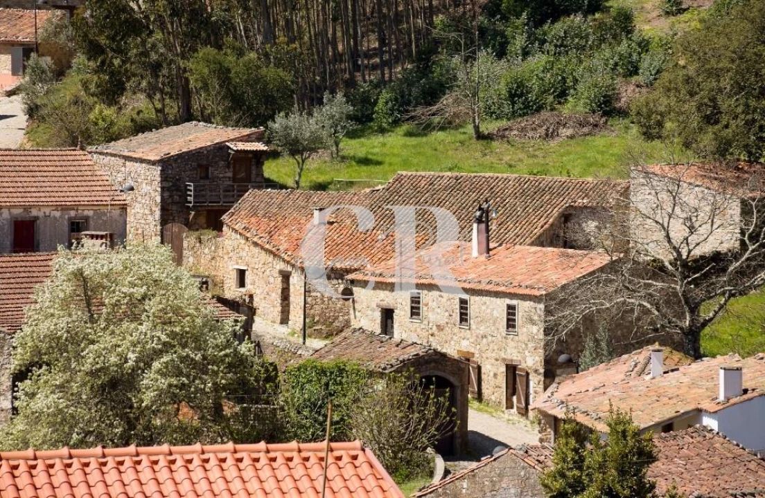 Moradia T7 para Venda em Cumeeira Foto 2