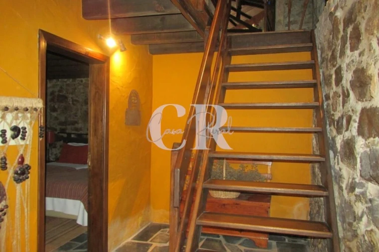 Moradia T7 para Venda em Cumeeira Foto 13