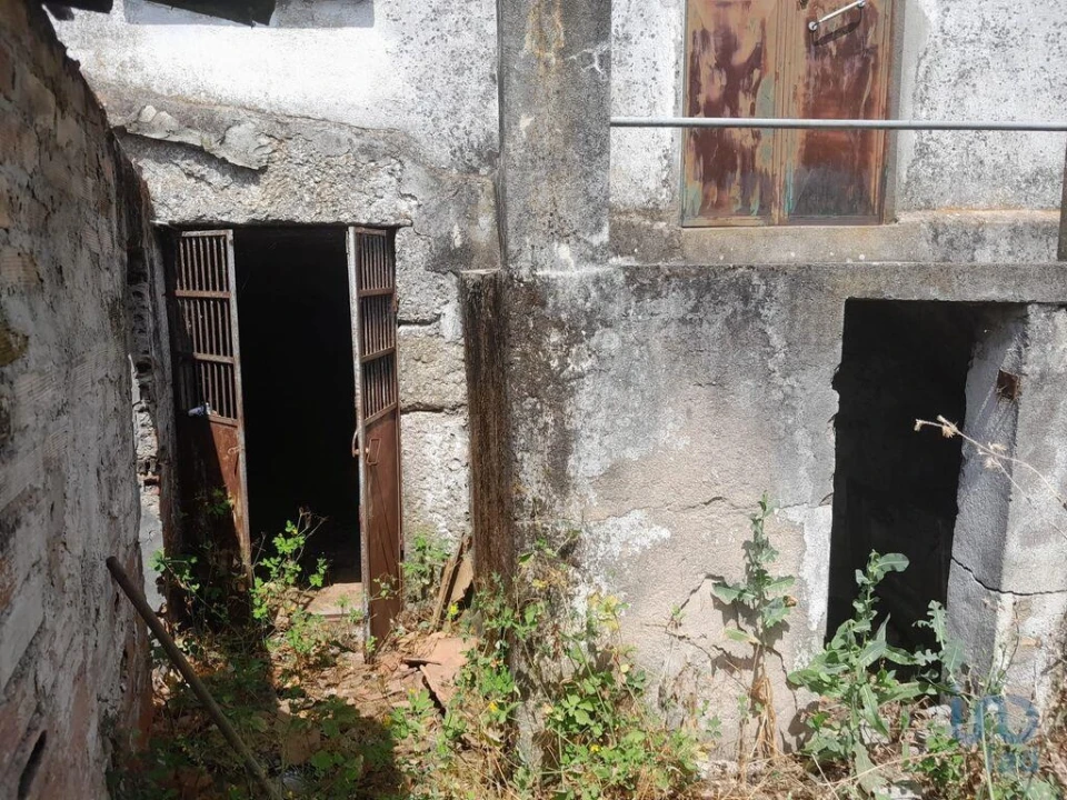 Moradia T2 para Venda em Caria Foto 3