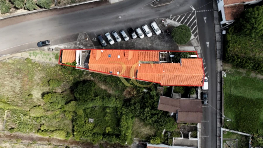 Moradia T9 para Venda em São Roque do Pico Foto 6