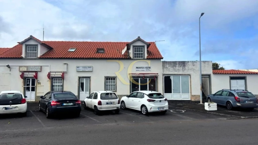 Moradia T9 para Venda em São Roque do Pico Foto 21