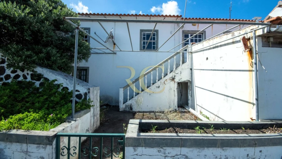 Moradia T9 para Venda em São Roque do Pico Foto 10